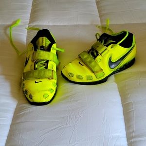 Olympic lifting shoes